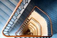 spiral-staircase-8398108_1920